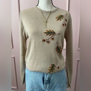 Elegant Beige Sweater with Leaf Embroidery Size M Vintage